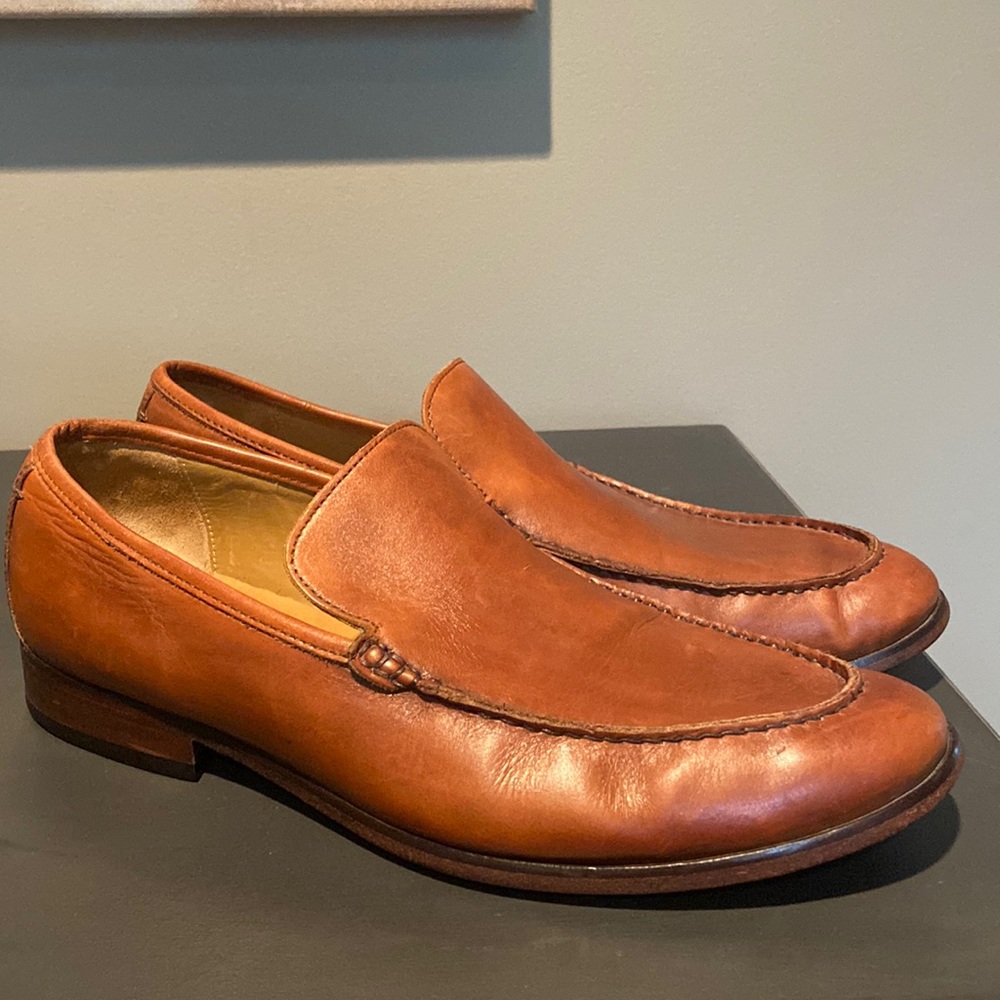 Bostonian Tan leather loafer